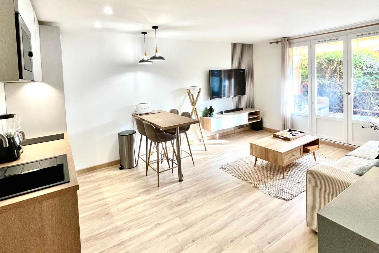 Magnifique 2 Chambres Terrasse Et Parking Saint-Tropez Luaran gambar